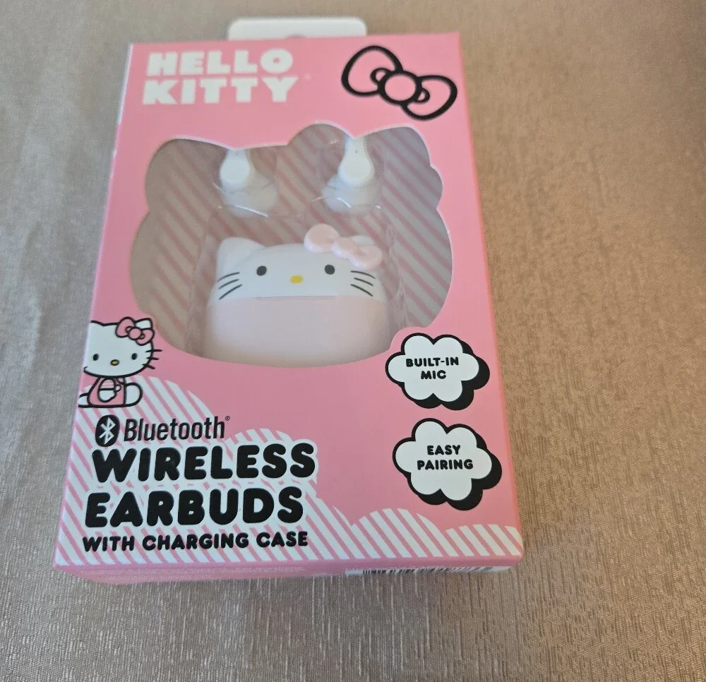 Hello Kitty Bluetooth Wireless Earbuds – Charging Case & Built‑In Mic